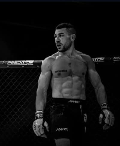 An image in Alessandro's male escort portfolio