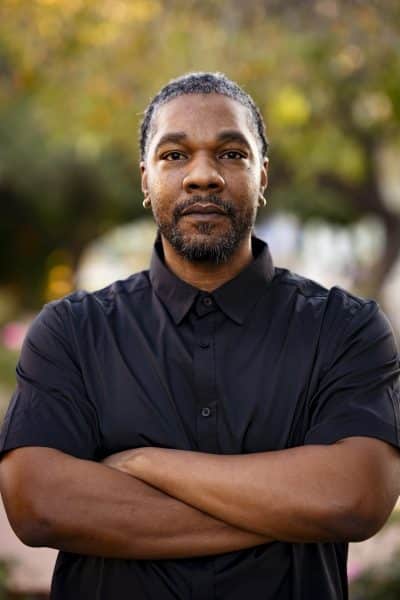 An image in Lee's male escort portfolio