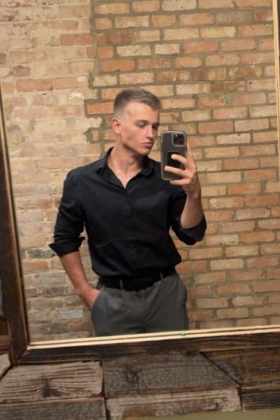 An image in Raphael's male escort portfolio