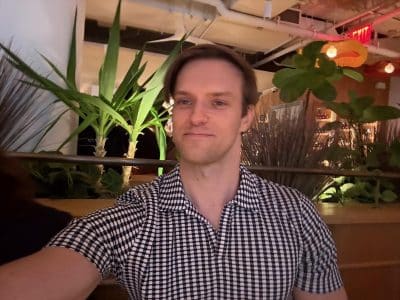 An image in Tom's male escort portfolio