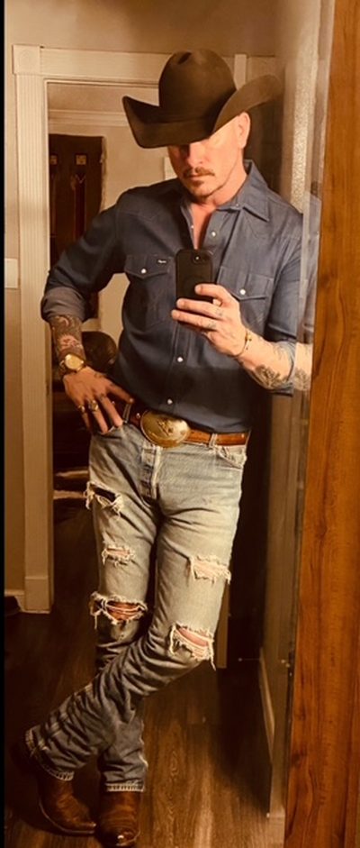 An image in Barry's male escort portfolio