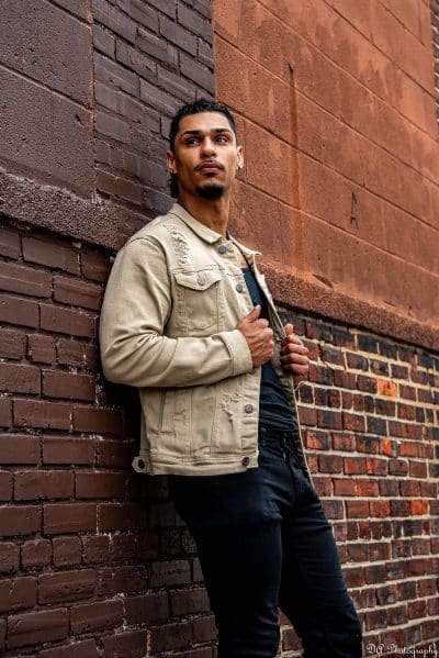 An image in Eddie's male escort portfolio