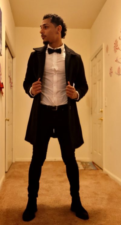 An image in Eddie's male escort portfolio