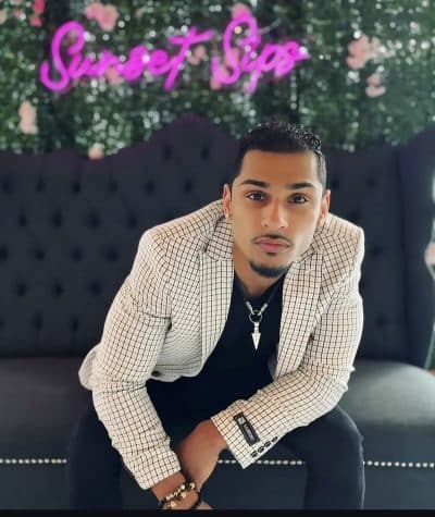 An image in Eddie's male escort portfolio