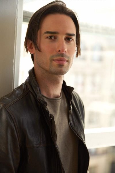 An image in Rob's male escort portfolio