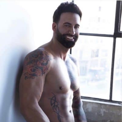 Male Escort Robby