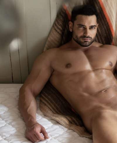 An image in Dante's male escort portfolio