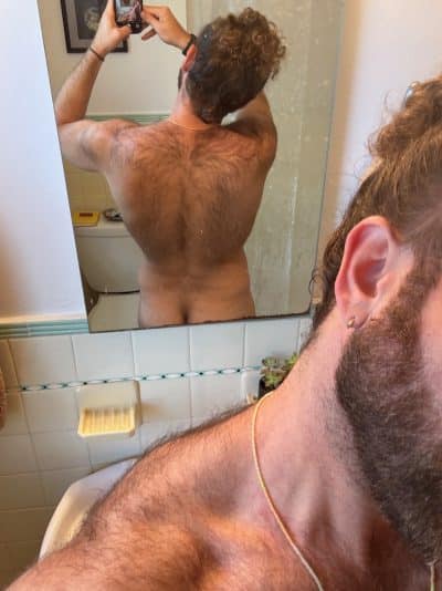 An image in Nate's male escort portfolio