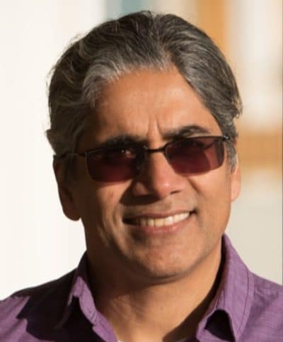 An image in Vee's male escort portfolio