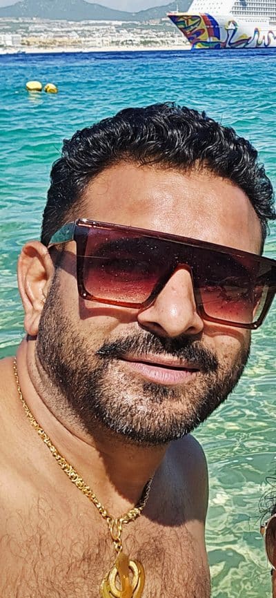An image in Raj's male escort portfolio