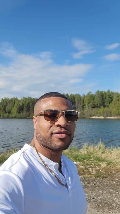 An image in Jamar's male escort portfolio