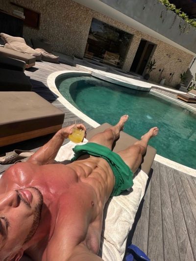 An image in Mauro's male escort portfolio