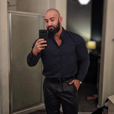 An image in Valentino's male escort portfolio