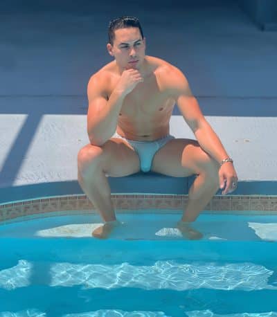 An image in Camilo's male escort portfolio