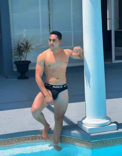 An image in Camilo's male escort portfolio