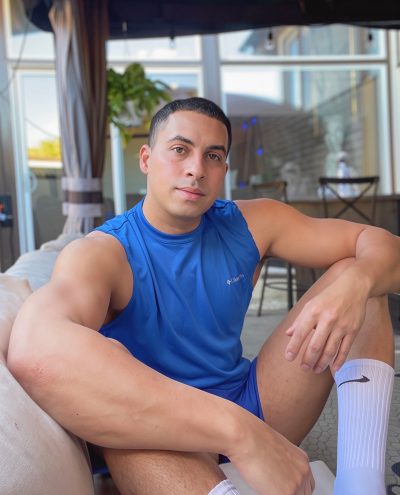 An image in Camilo's male escort portfolio