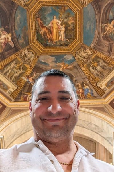 An image in Vince's male escort portfolio