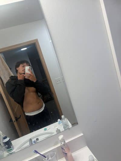 An image in Bailey's male escort portfolio