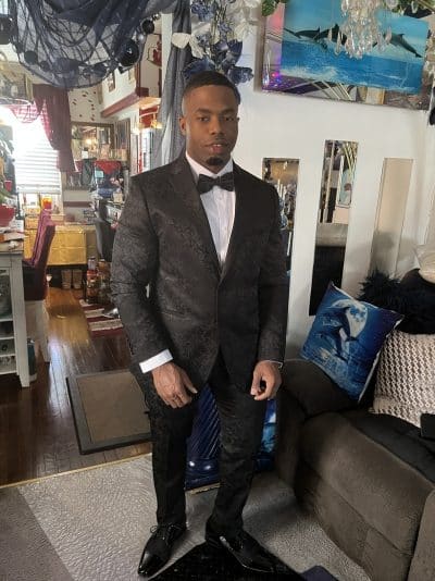 An image in Dashawn's male escort portfolio