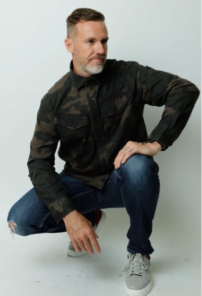 An image in Lee's male escort portfolio
