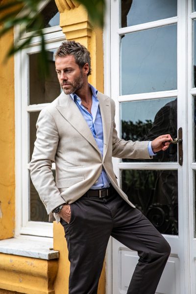 An image in Gil's male escort portfolio