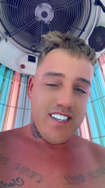 An image in Joshua's male escort portfolio