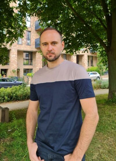 An image in Artur's male escort portfolio
