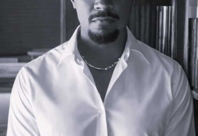 An image in Josh's male escort portfolio