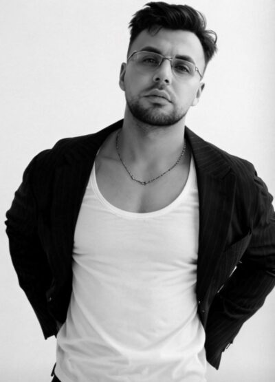 Male Escort Adrian