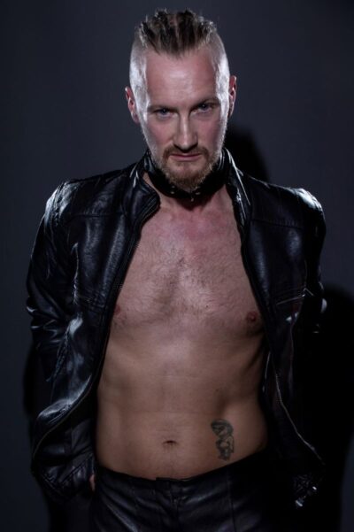 An image in Eirik's male escort portfolio