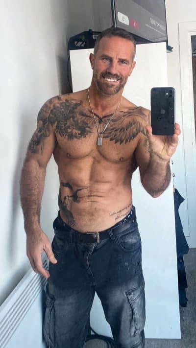 An image in Harry's male escort portfolio