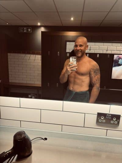 An image in Luke's male escort portfolio
