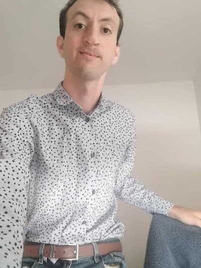 An image in Amano's male escort portfolio