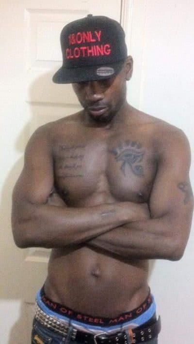 An image in Josia's male escort portfolio