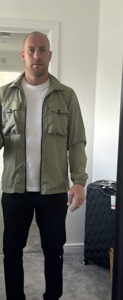 An image in Louis's male escort portfolio