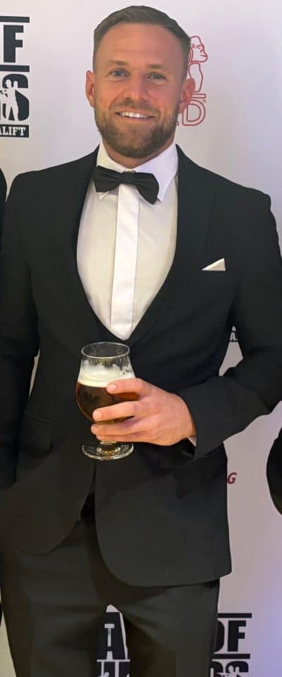 An image in Liam's male escort portfolio