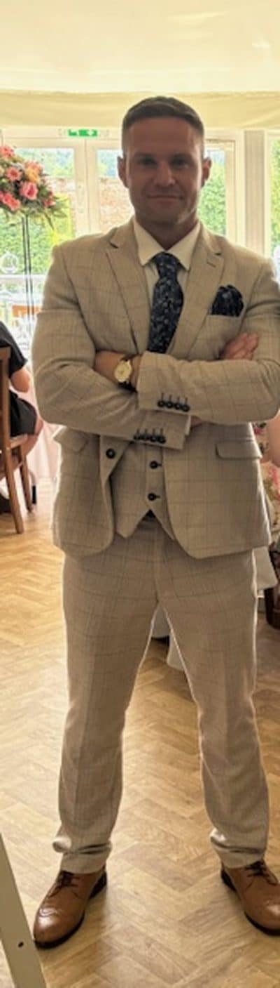 An image in Liam's male escort portfolio