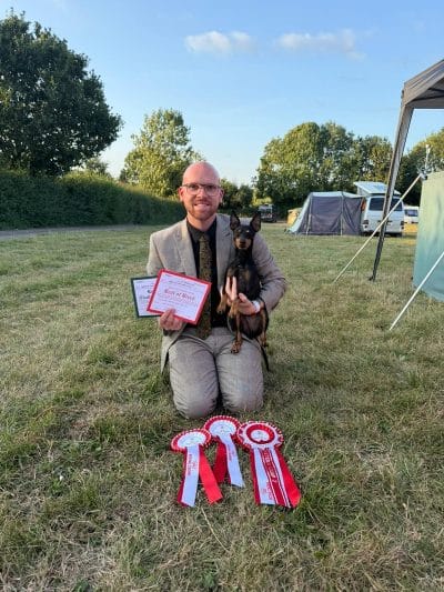 An image in Rich's male escort portfolio