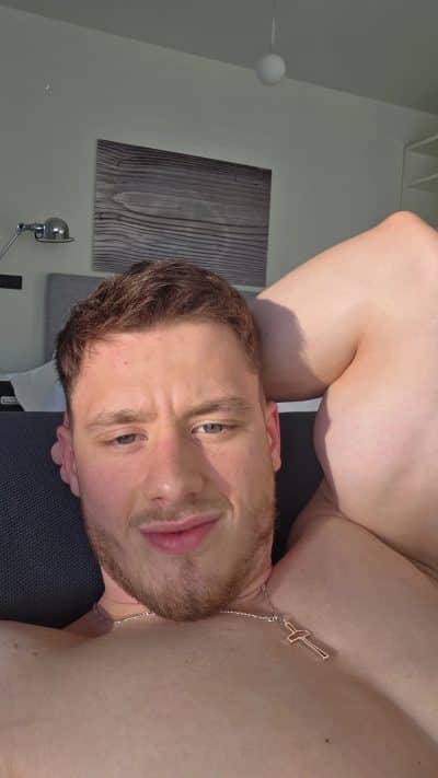 An image in Fernando's male escort portfolio