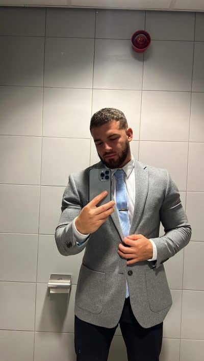 An image in Ethan's male escort portfolio