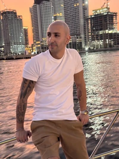 An image in H's male escort portfolio