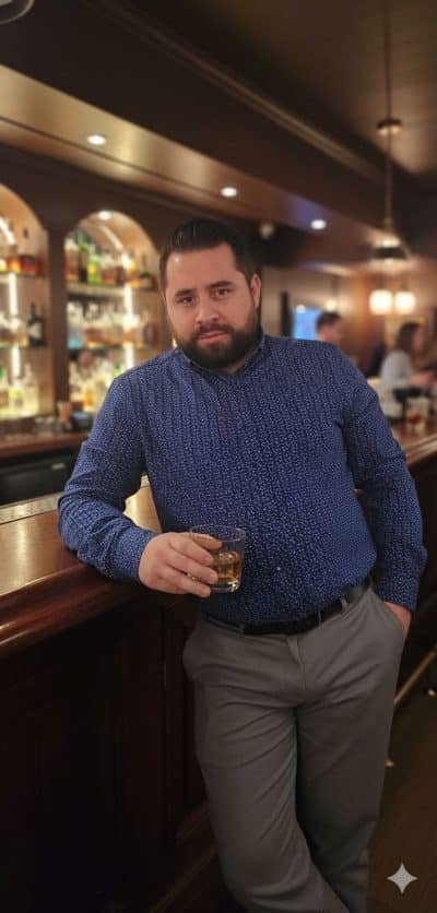 An image in Marius's male escort portfolio