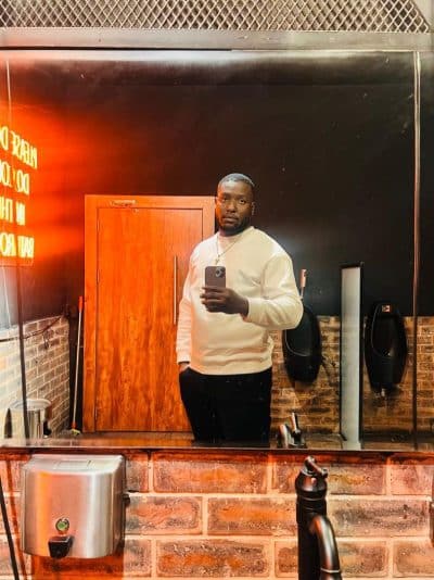 An image in Miguel's male escort portfolio