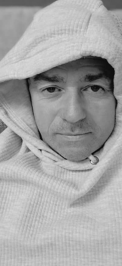 An image in Neil's male escort portfolio