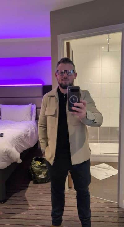 An image in Ross's male escort portfolio