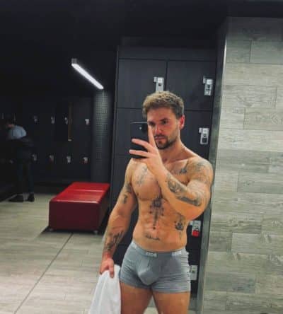 An image in Arthur's male escort portfolio