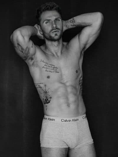 An image in Arthur's male escort portfolio