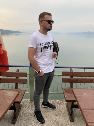 An image in Mario's male escort portfolio