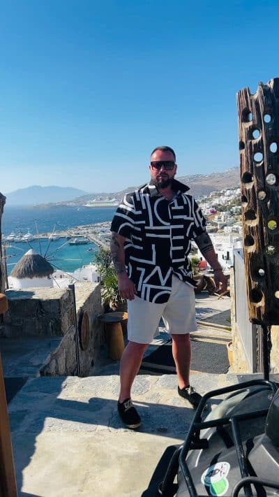 An image in Shaun's male escort portfolio