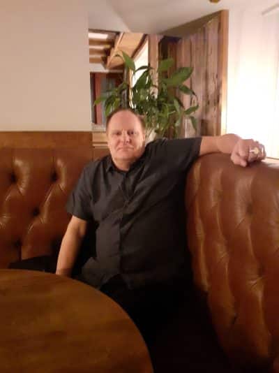 An image in Glynn's male escort portfolio